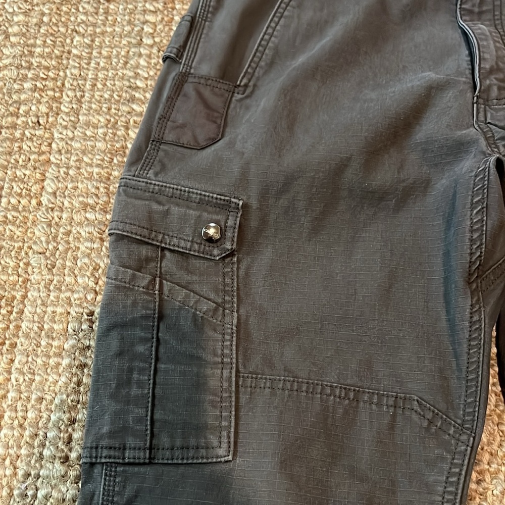Carhartt Dark Gray Cargo Pants for Men size 36 x 30 relaxed fit - Picture 7 of 12